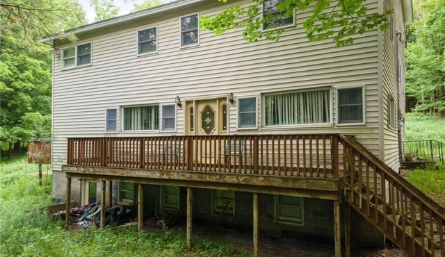 Spacious 7-bedroom in the Town of Milford. Near Cooperstown, NY