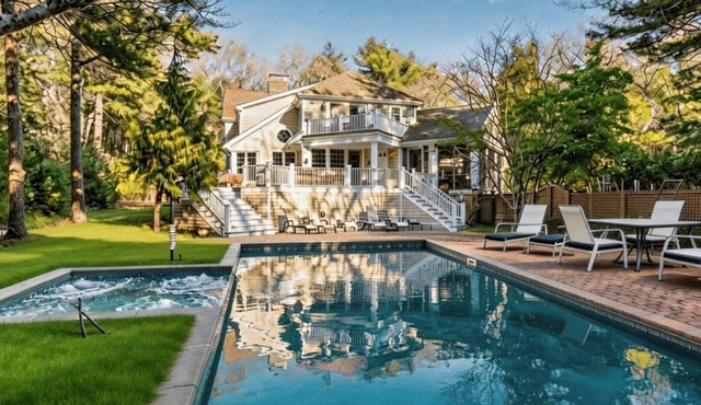 Spacious East Hampton Luxury Estate with Resort-Style Outdoor Living