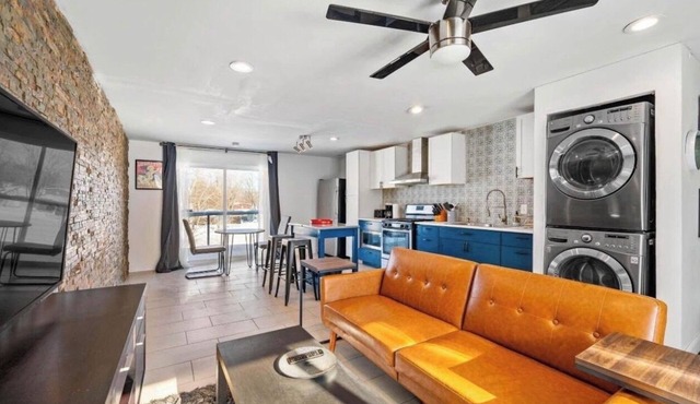 Spacious modern living in a quite neighborhood