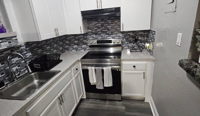 Spacious Retreat- 10 mins to FLL Airport/beach