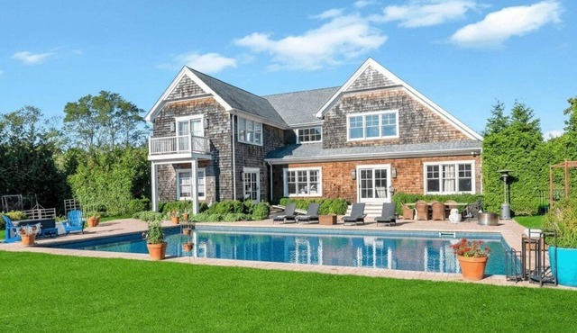 Spacious Shinnecock Hills Home, Minutes from the Course, Traditional.