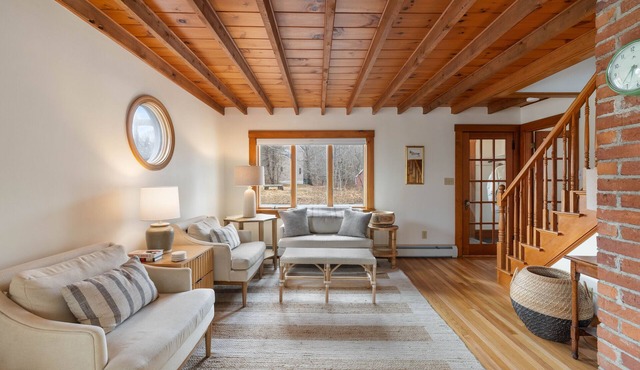Spacious & Updated Cape Porpoise Home