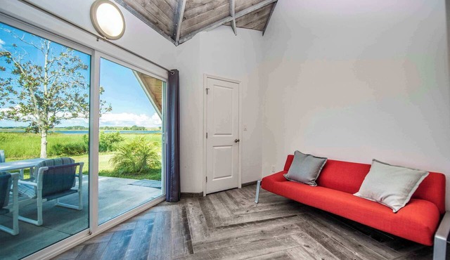 STUDIO 01 - Lake Sumner