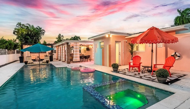 Stunning Villa | Heated Pool & spa | Near Brickell