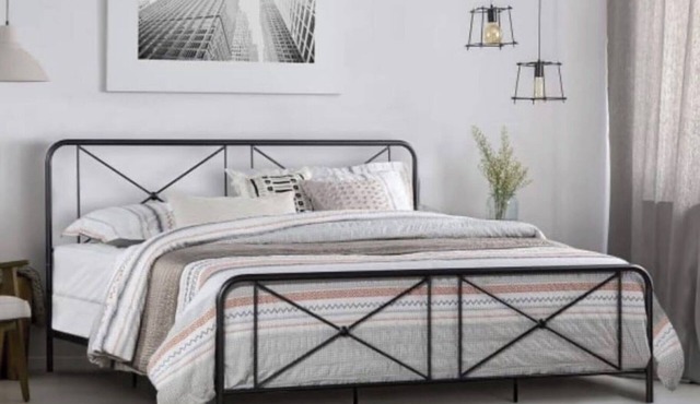 Stylish Downtown Atlanta Apartment Steps from Peachtree St