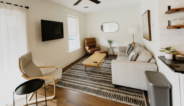 Suites on Main - Unit 4 in Dalton