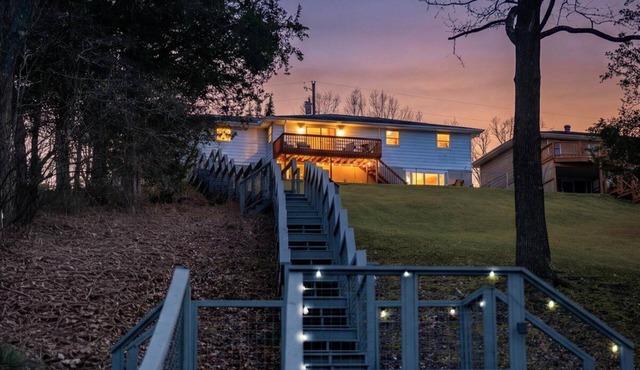 The PorterPlace, Kayaks, Canoe, FirePit, Waterfront