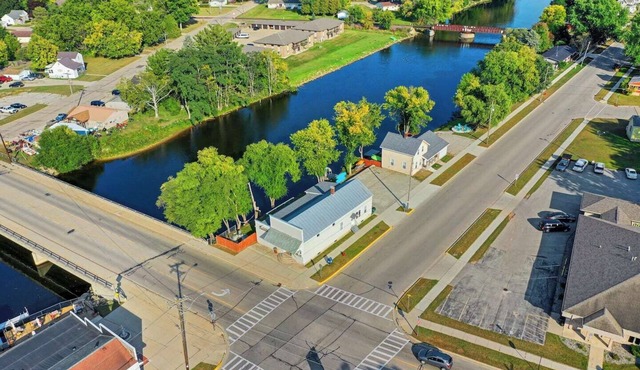 The Waterfront- Game Room!Movie Theatre! 6 Bedrooms! Bunk Room!