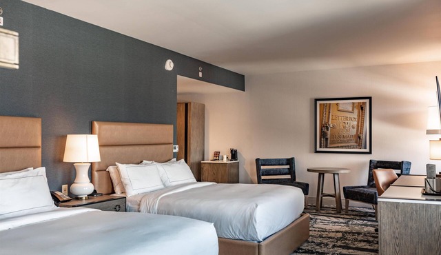 The Yorktowne Hotel, Tapestry Collection by Hilton