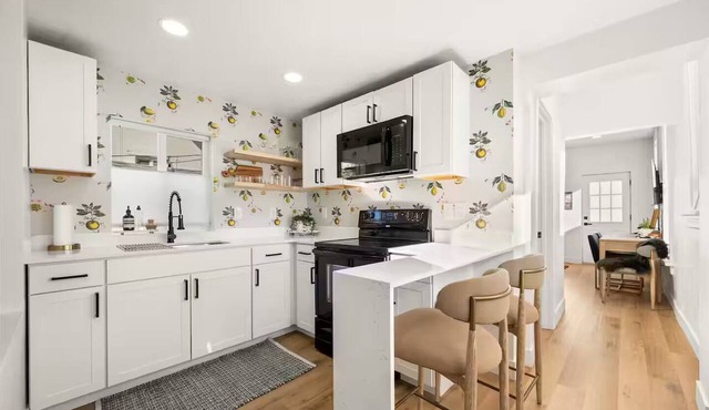Understated Luxury with Major Style Energy