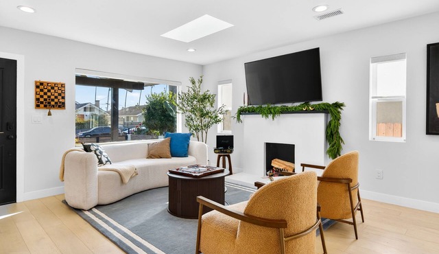 Unique Downtown LA Gem: World Cup, SoFi, Gym & Games - 2 suites