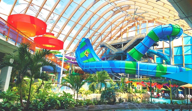 Upstate New York's Ultimate Waterpark Getaway! 3 Spacious Rooms w/Free Parking!