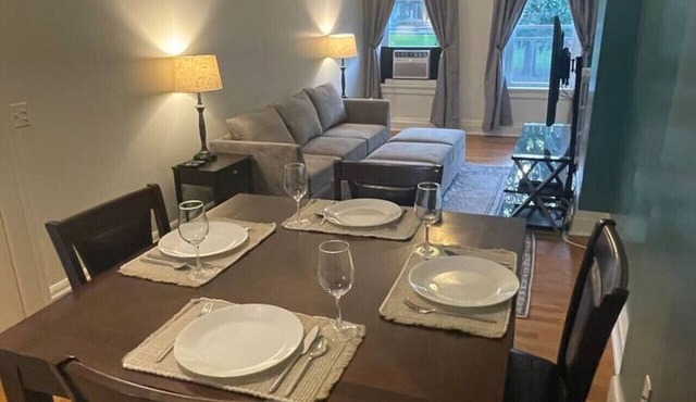 Uptown Geneva Rowhouse Flat