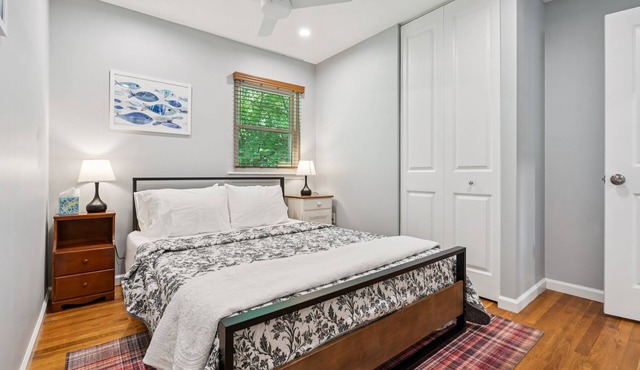 Waterfront | Pool, Dock & Sleeps 12 in Pasadena