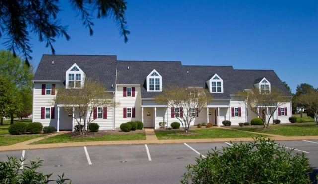 Williamsburg | Historic Village Stay | Pool & Tennis | 1BR