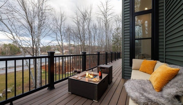 Wilson Lake Designer Retreat w/Private Hot Tub, Deck & Fire Pit