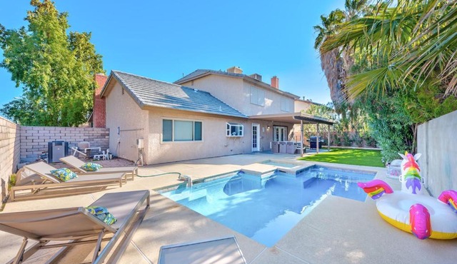 Your Dream Home up to 12 people