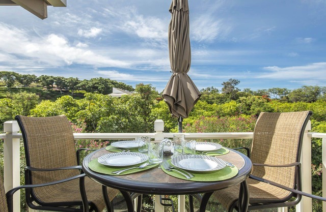 Enjoy Comfort in Wailea Spacious 2BD/2BA Condo with Garden Views