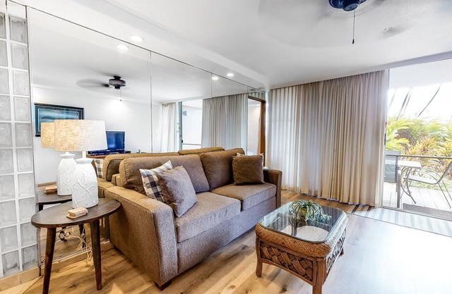 Island Sands Resort by Condominium Rentals Hawaii