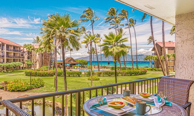 Historic Lahaina Front Street Condo | 52 m² Condo ∙ 2 guests