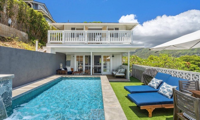 Manoa House | Beautiful Hawaiian View Hale/Home Small Pool and views! Live Like a local!