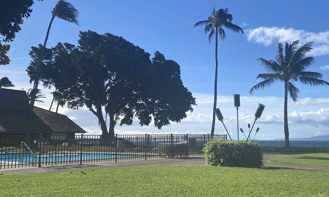 Kihei Condo | Beautiful Maalaea Surf Beachfront Condo G-2 Great Location