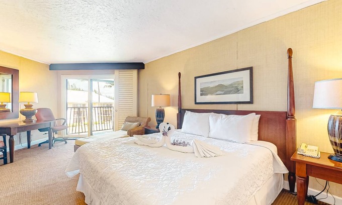 Hanamaulu Condo | Condo ∙ 2 guests