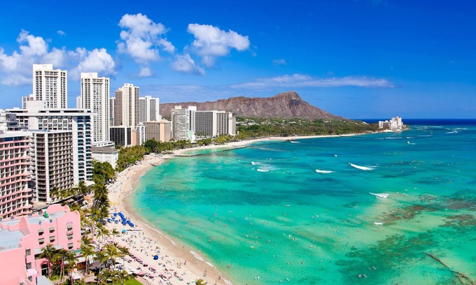 Waikiki Condo | Fully Remodelled View Condo Near Waikiki Beach with Free Parking/WiFi