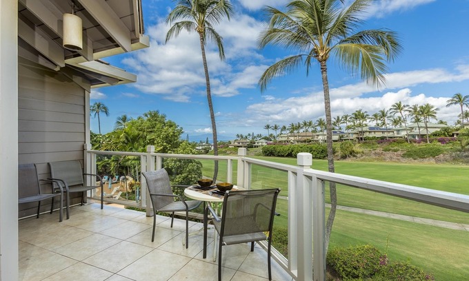 Wailea Condo | Grand Champions 68! Enjoy stunning golf and ocean views from this inviting condo