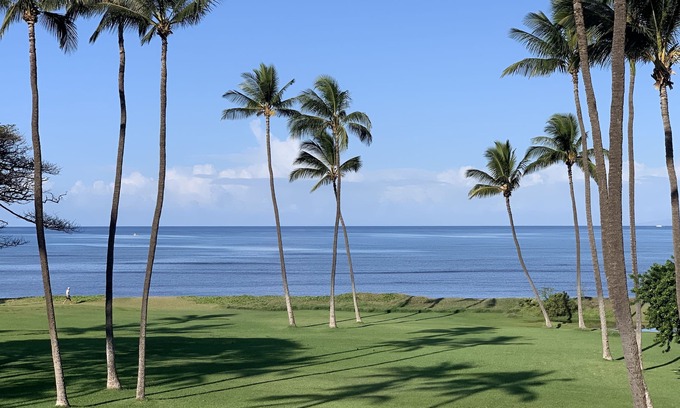 Kihei Condo | Leinaala Oceanfront 405 Panoramic Ocean View, Great Rates, Steps to the beach