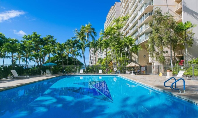 Makaha Condo | Makaha Valley One Bedroom Condo Ocean & Mountains Views, walk to the Beach