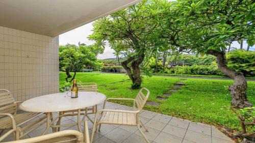 Napili Apartment | Napili Shores D127 · NS D127 Studio w Pool Near Beach