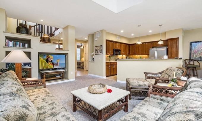 Kamuela Condo | 🏖️Prestigious Mauna Lani Resort | Luxurious End Unit | Large Private Lanai!