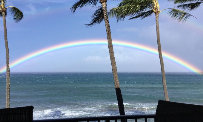 Honokowai Condo | Spectacular OCEANFRONT! 2BR/2BA Papakea L305. Available Dec 23 - Jan 5th