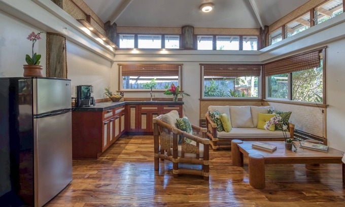 Historic Lahaina Front Street House | The KulanI Maui: boutique bungalow accommodations one walking street to beach