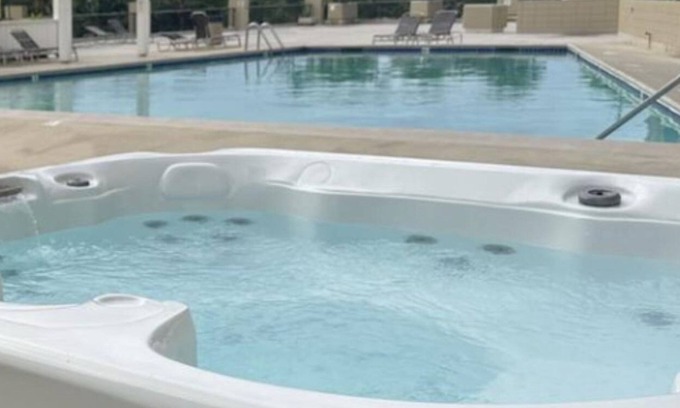 Ala Moana Apartment | Tropical Island Hawaii Waikiki