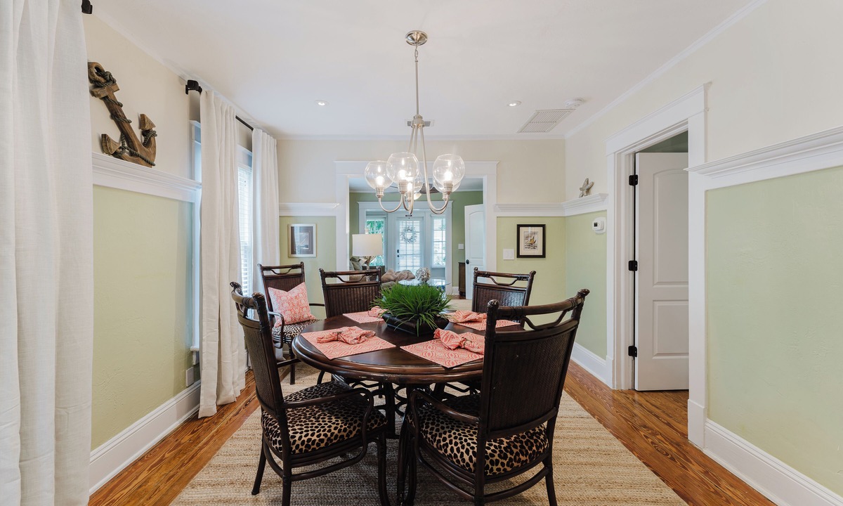 Grandview Heights House | Bahama Breeze Bungalow