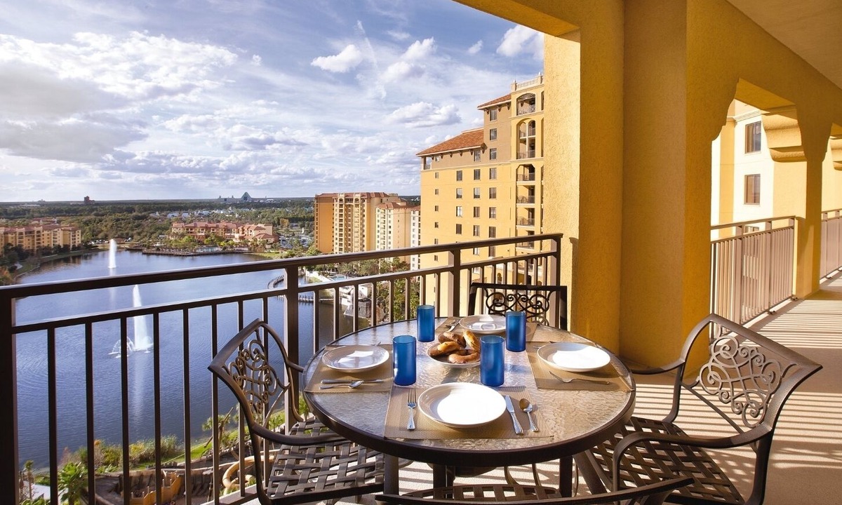 Lake Buena Vista Condo | Orlando | Pool & Disney Access | 3BR Sleeps 10
