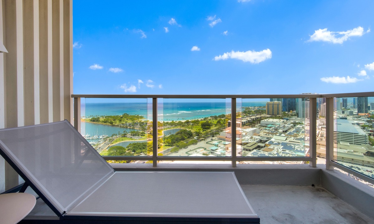 Ala Moana Condo | 4br/4.5ba Presidential Suite Ala Moana3307,Spectacular Ocean Views! Book Now!