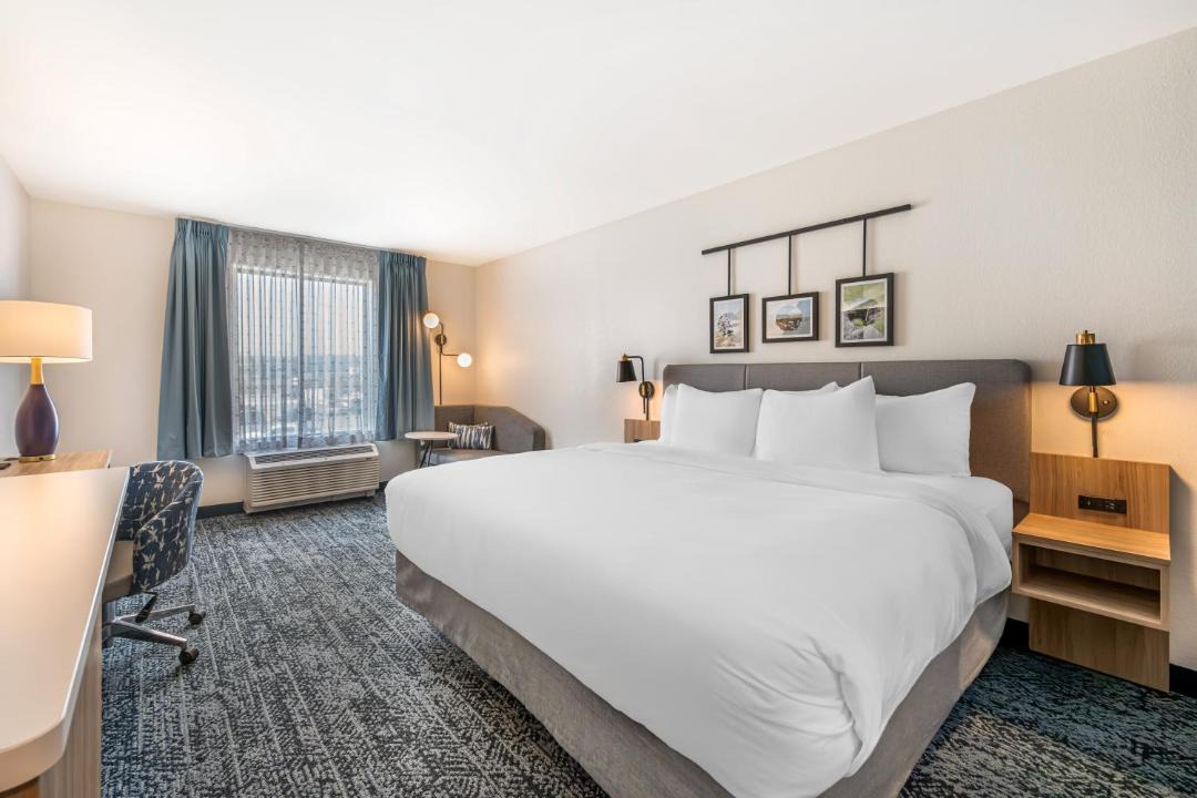 Middletown Hotel | Sleep Inn & Suites Harrisburg Airport - Hershey South