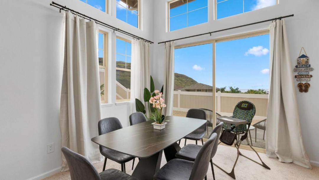 Makaha Valley House | Lealea by AvantStay