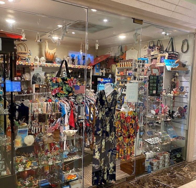 Photo of Others in Waikiki