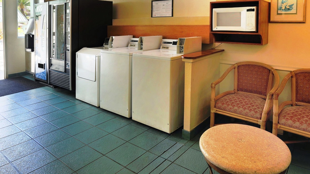 Photo of Livingroom in Waikiki