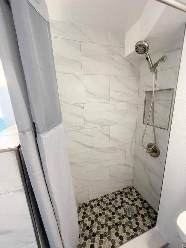 Photo of Bathroom in McCully - Moiliili