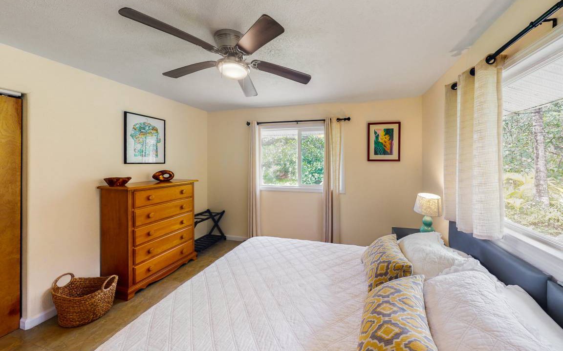 Photo of Bedroom in Keaau