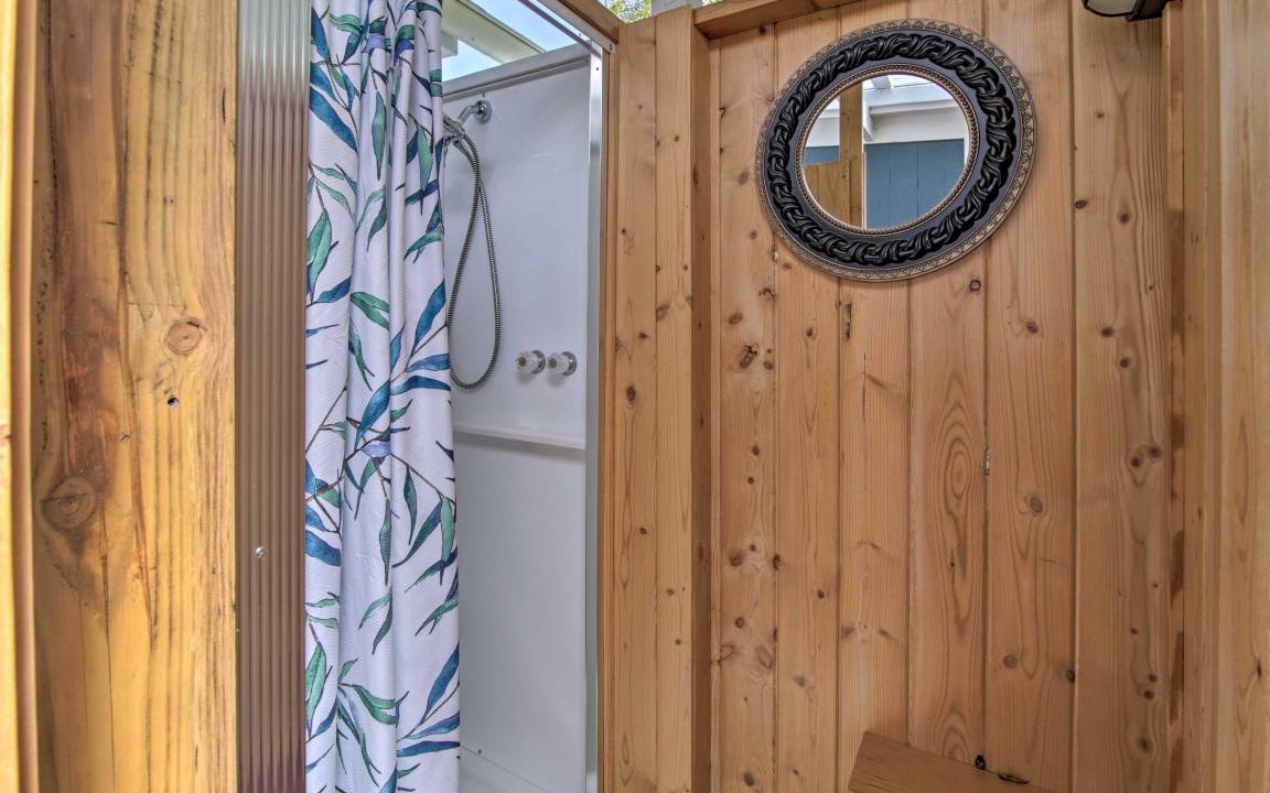Photo of Bathroom in Captain Cook
