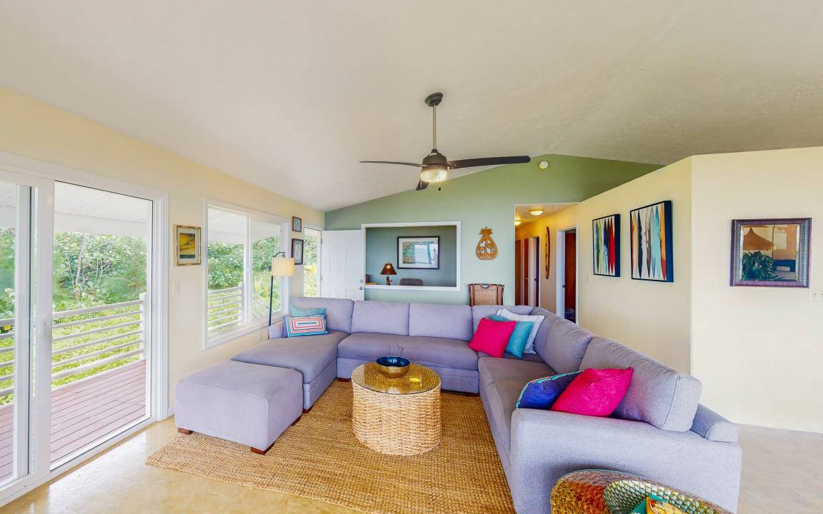 Photo of Livingroom in Keaau