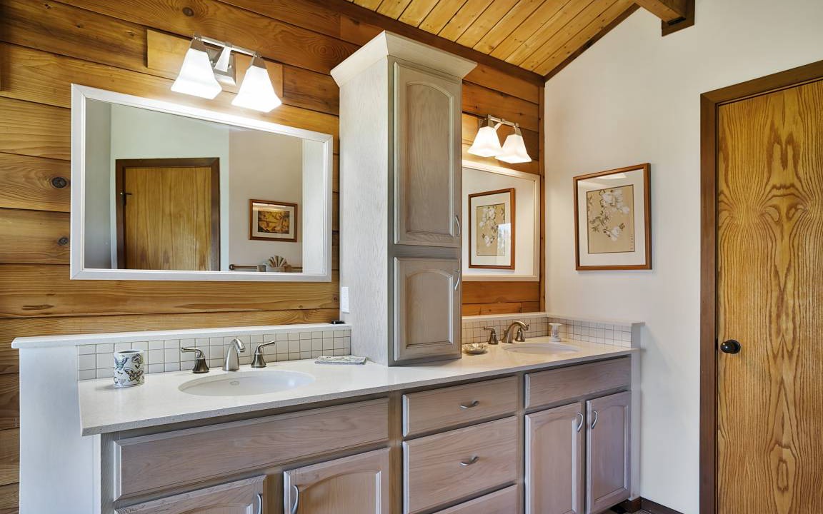 Photo of Bathroom in Waikoloa