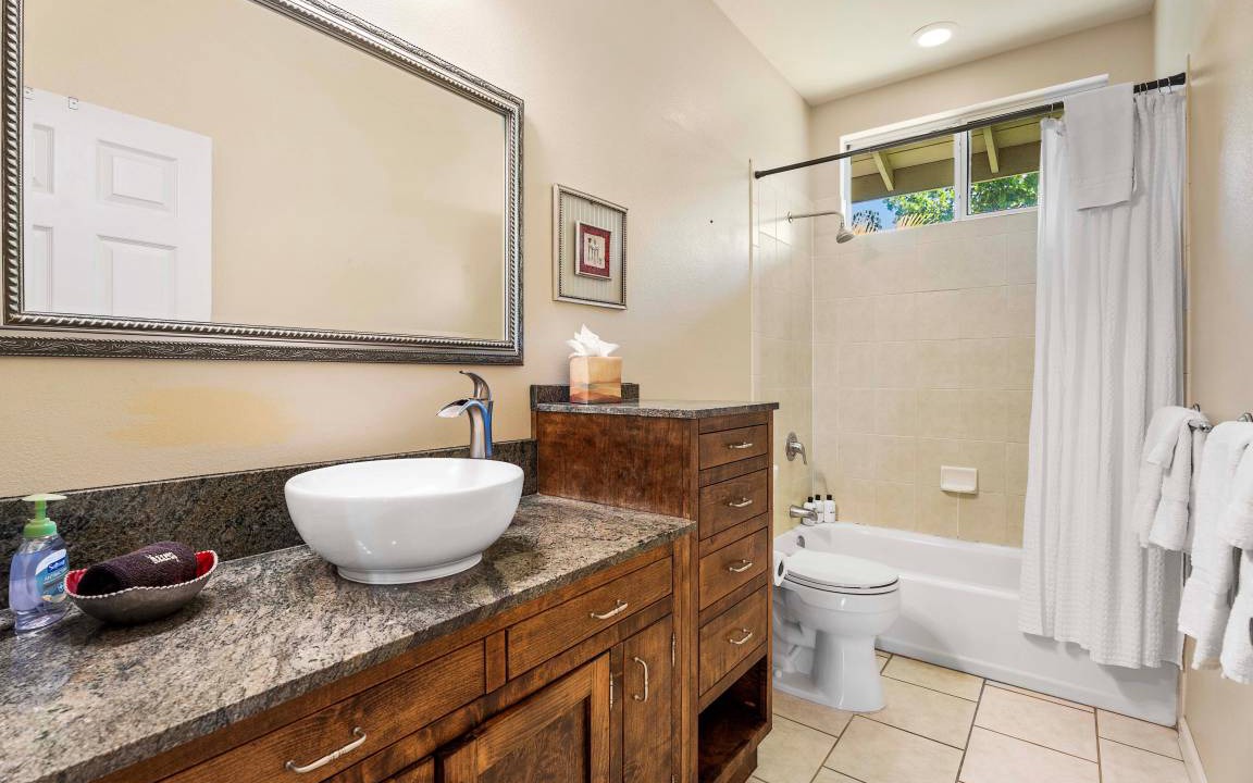Photo of Bathroom in Kailua-Kona
