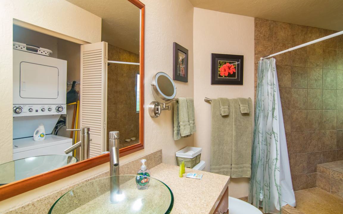 Photo of Bathroom in Princeville